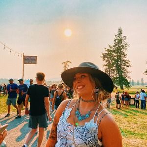 Meet your Posher, Tayler